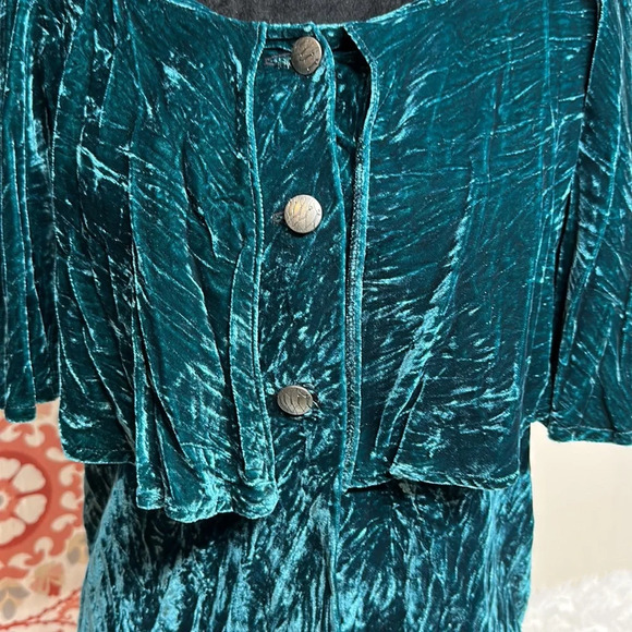 Vintage M Designs by Martin McCrea Blue-Green Off Shoulder Top - Picture 2 of 7